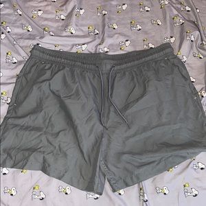 Men’s swim shorts